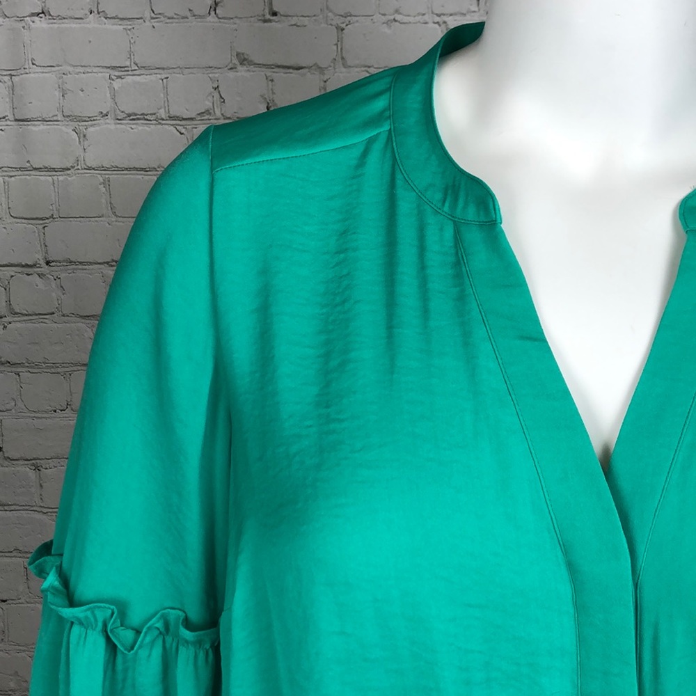 Alfani Silky Green Button Down Tie Front Top - Picture 5 of 7
